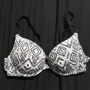 PINK Wear Everywhere Push-up Bra - 34b